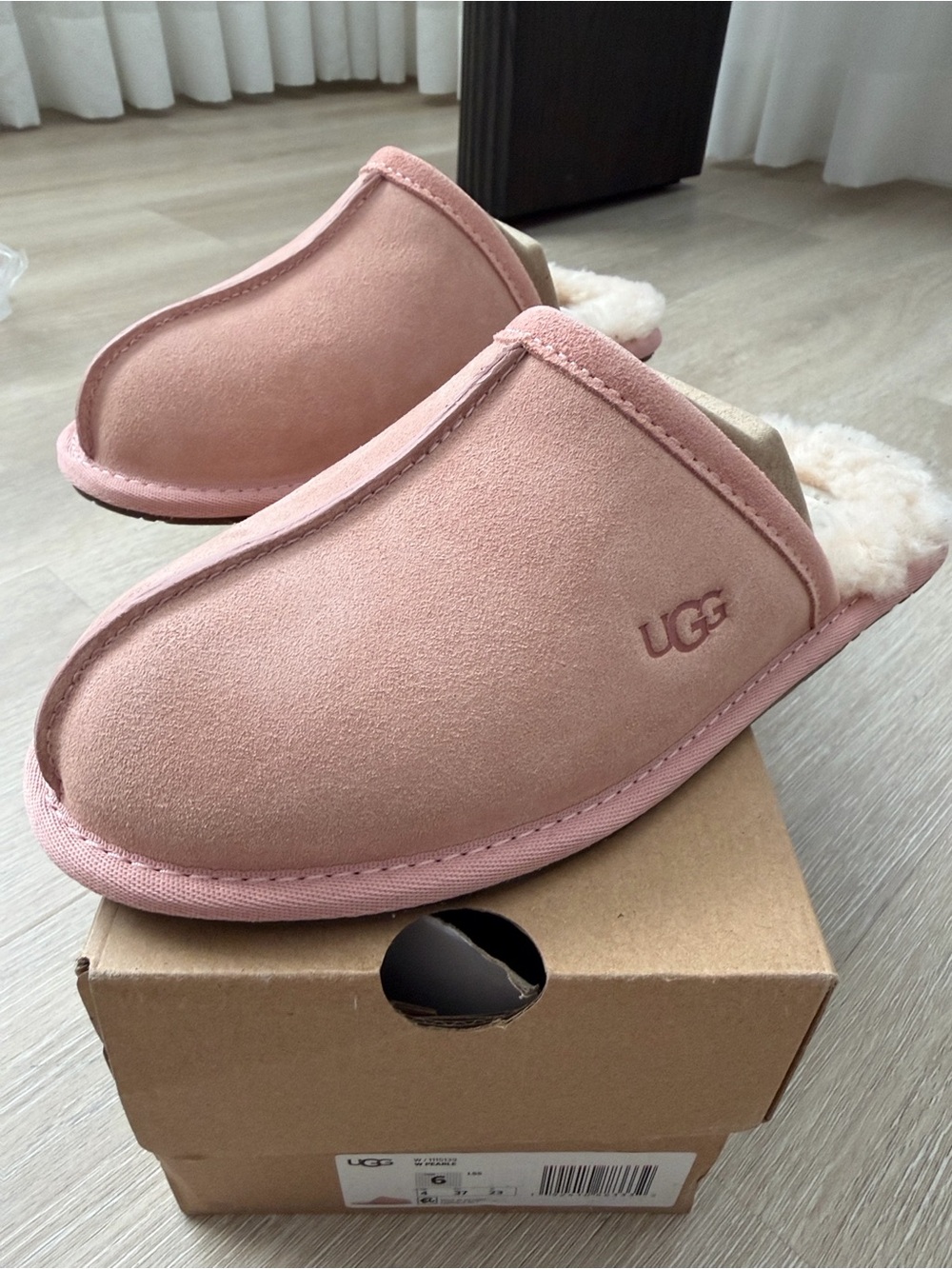UGG Pearle Pink Suede Scuff Slippers | Women’s Size 6
